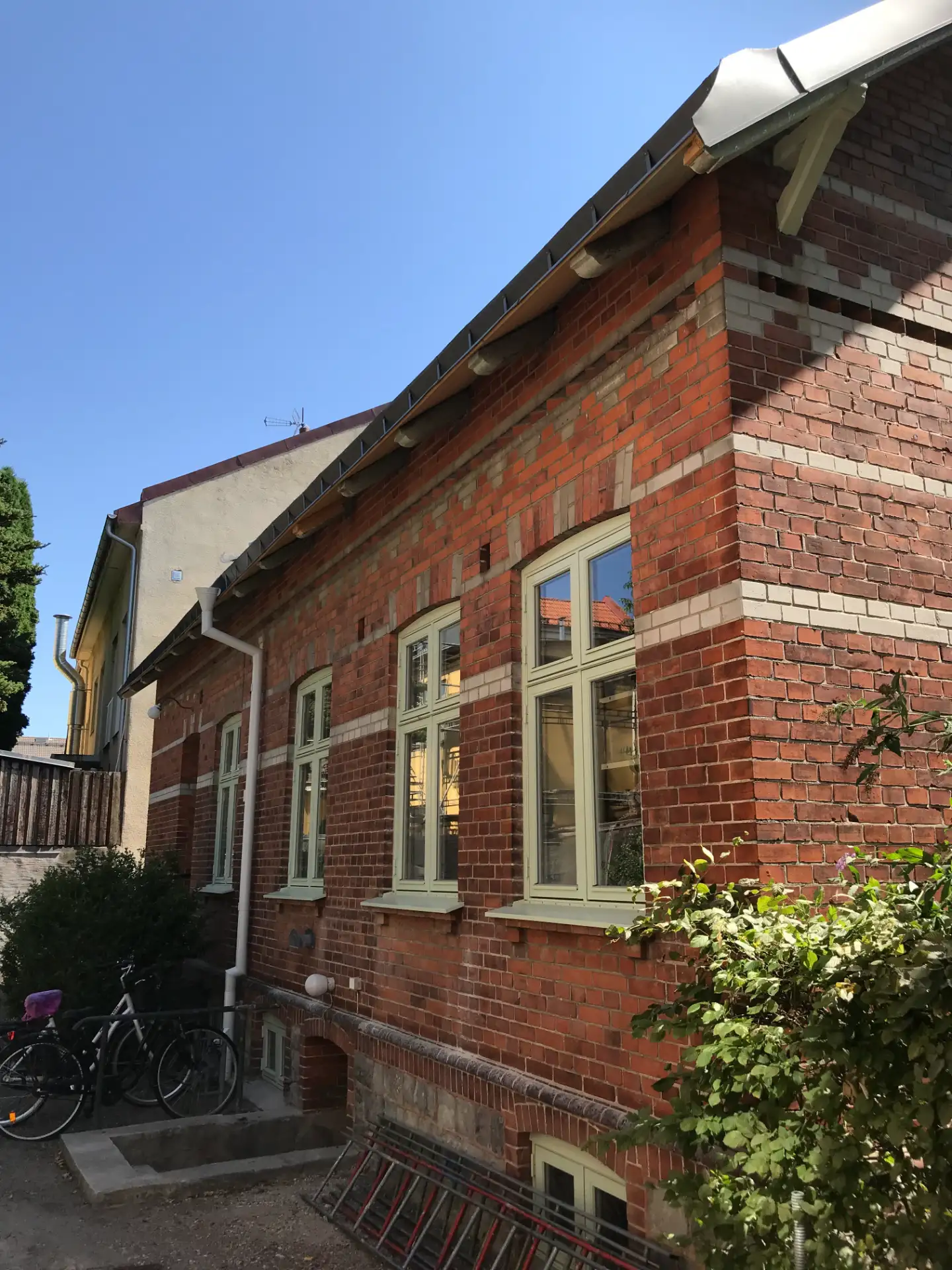 Byggnadsplåtslagning